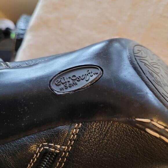 Euro Soft by Sofft Black Leather Booties - Size 10 - Picture 6 of 10
